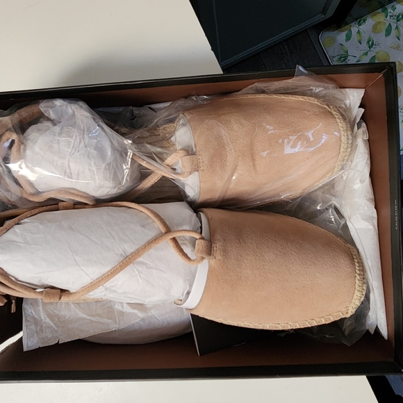 NWT COACH Rita Beechwood Suede Tan Espadrille Lace Up Closed Toe Sandals Size 9M - Picture 5 of 5